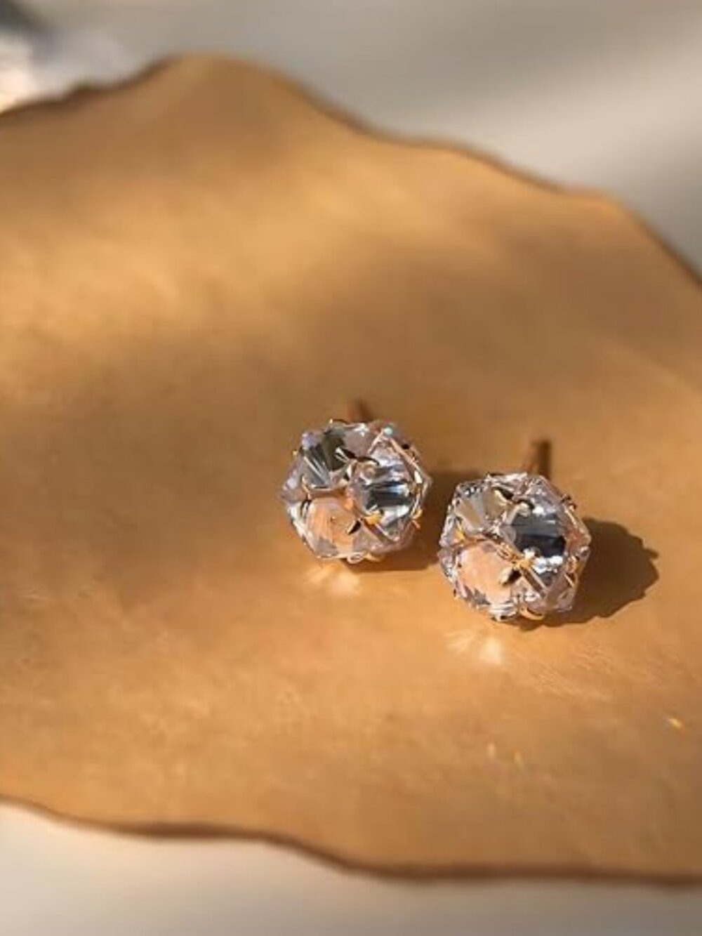 0.4 Inch Sparkling 3D Cut Zirconia Ball Stud Ears‎ Gold Plated Claw Set Tiny